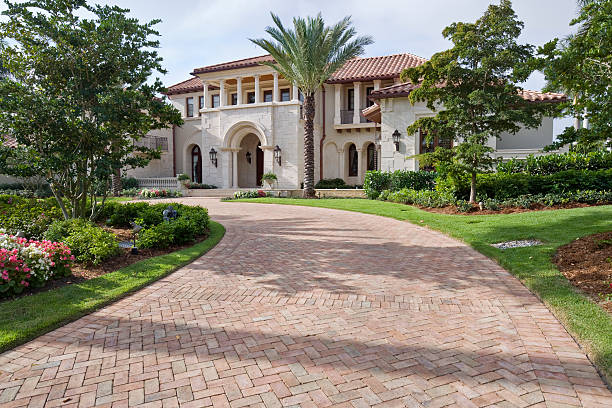 Best Commercial Driveway Pavers  in Friendswood, TX